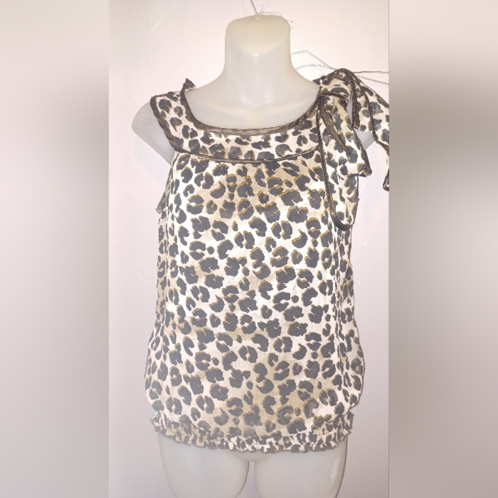 BWear sleeveless leopard print top